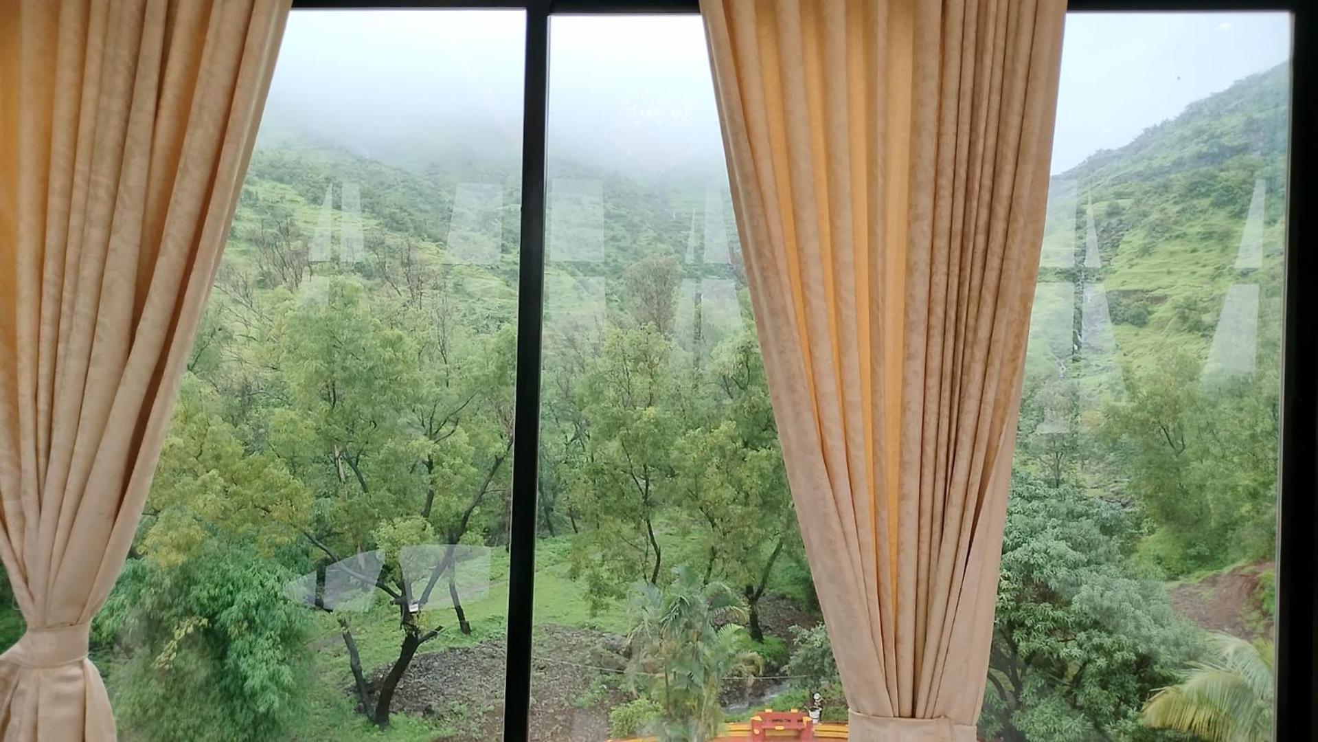Golden Resort Igatpuri Kültér fotó