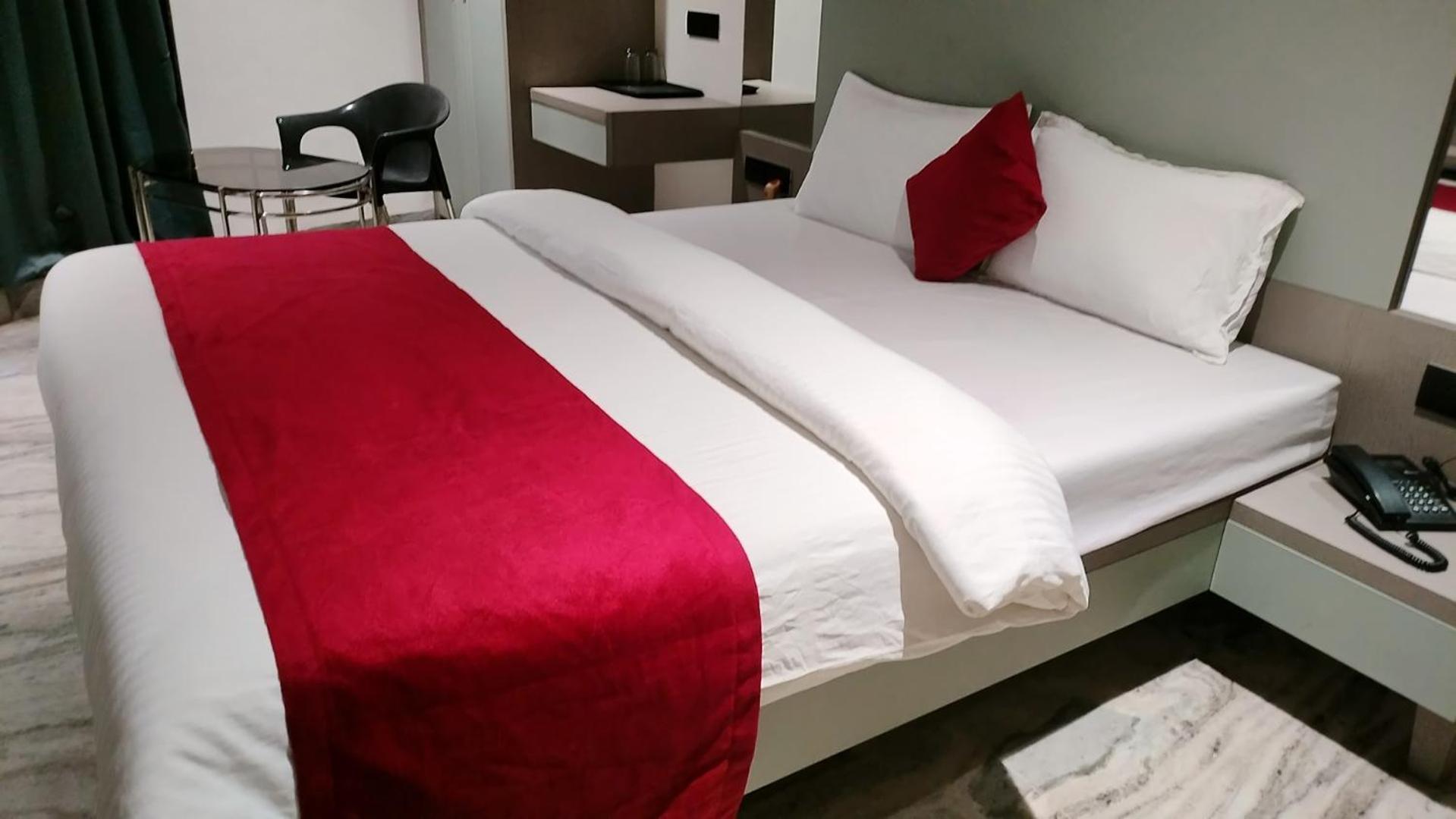 Golden Resort Igatpuri Kültér fotó