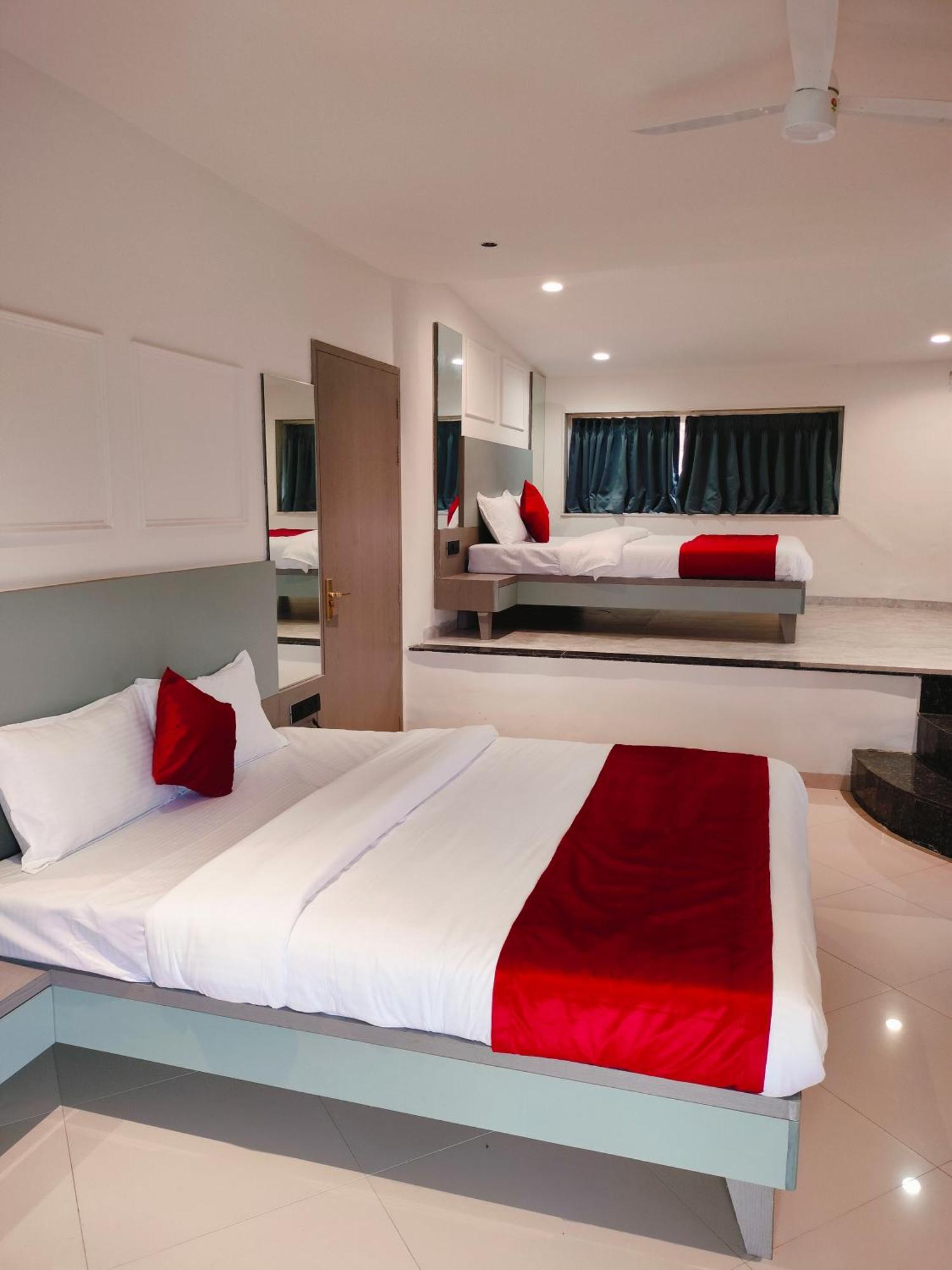 Golden Resort Igatpuri Kültér fotó