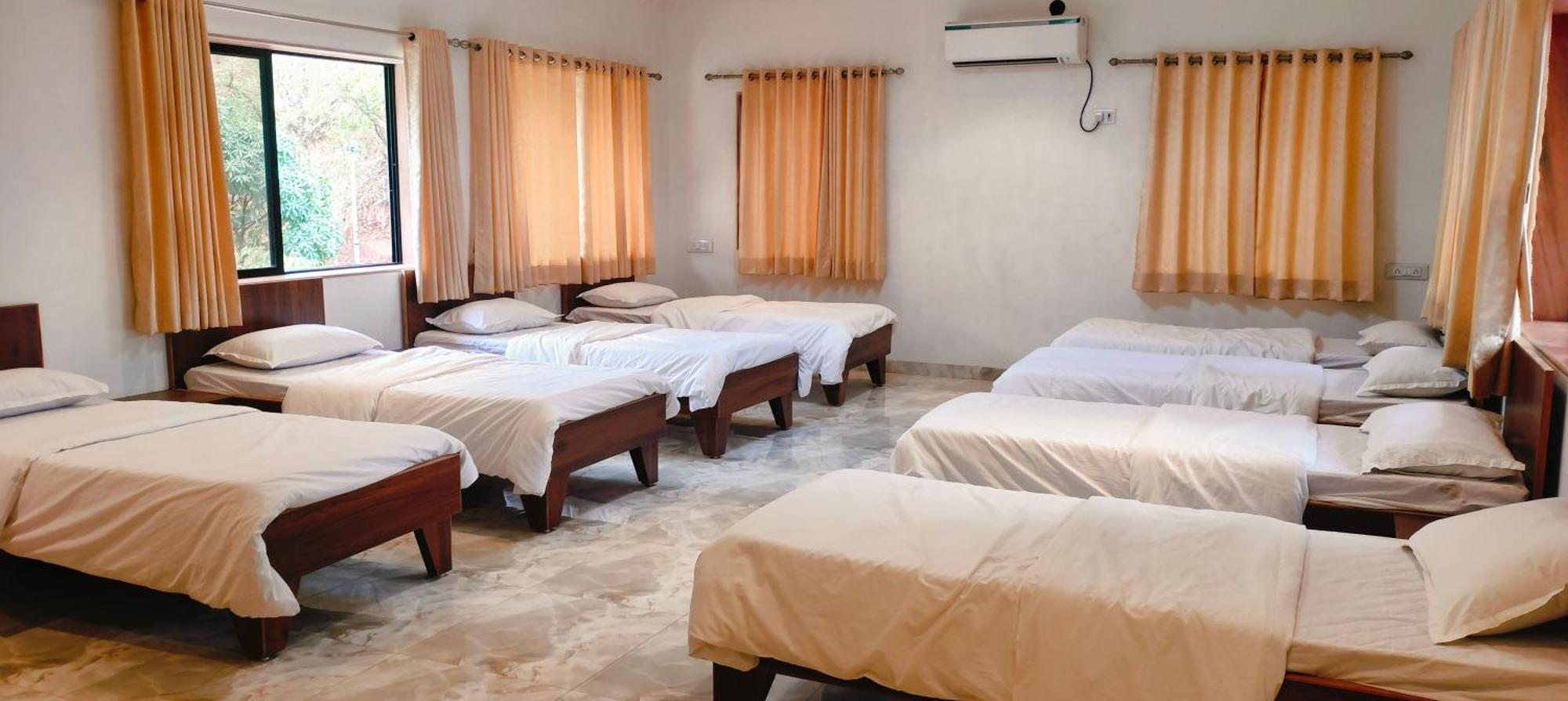 Golden Resort Igatpuri Kültér fotó